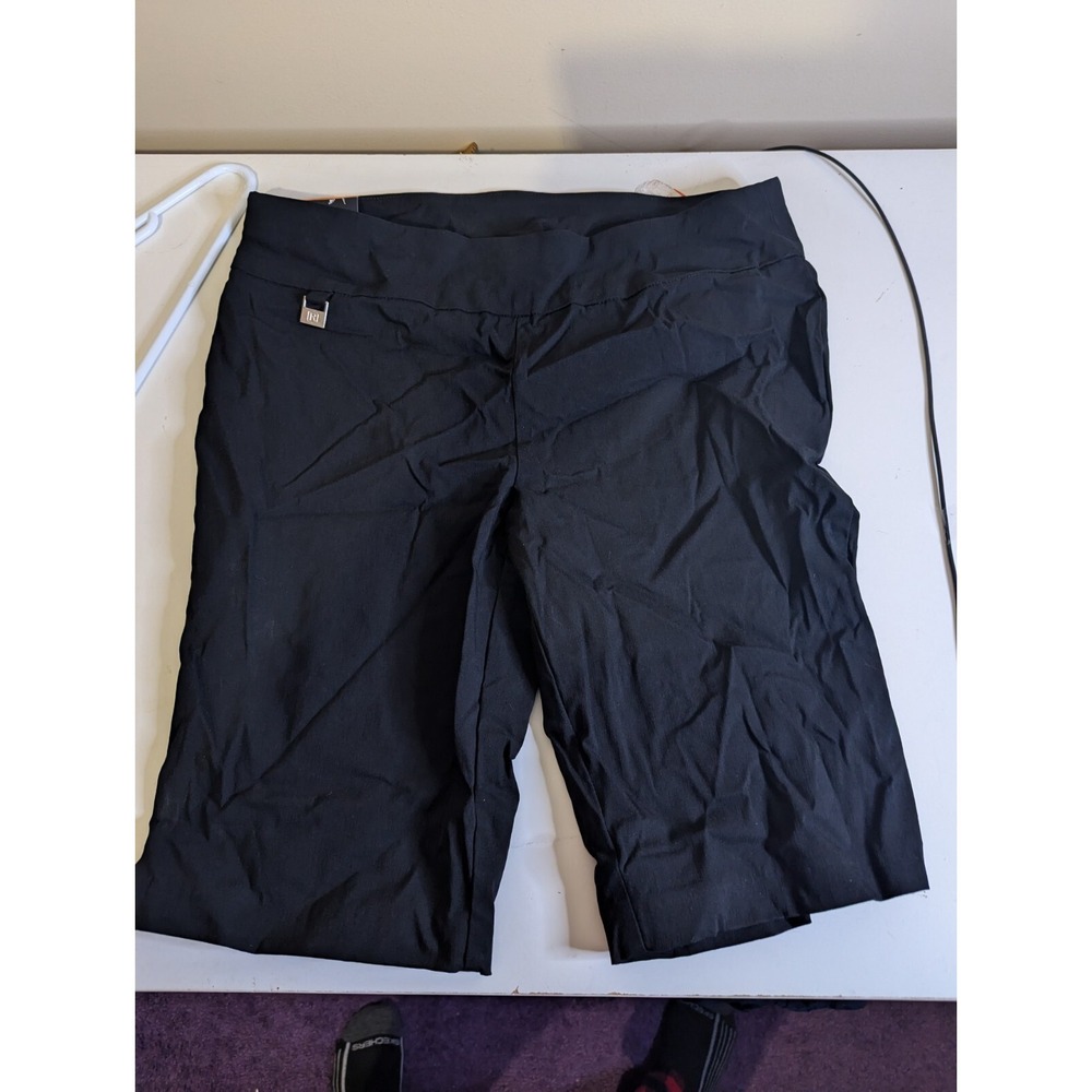 Rafaella comfort womens 12 black long shorts NWT